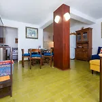 Mercedes Villa