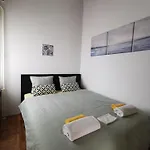 Mercedes Villa